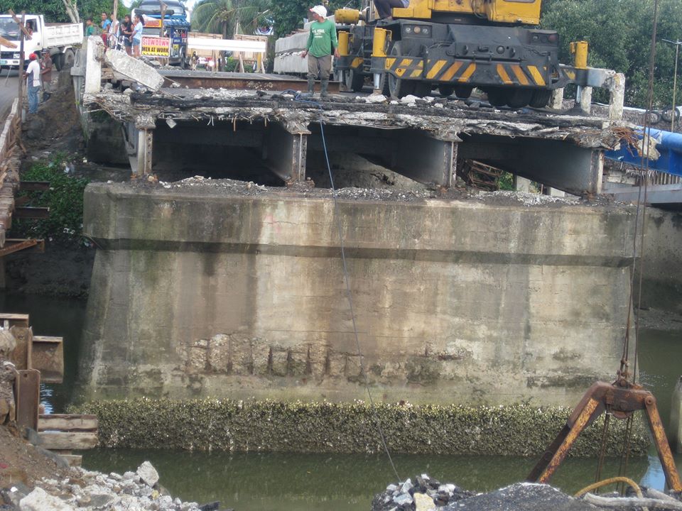 ONE DEAD, THREE HOSPITALIZED IN VEHICULAR ACCIDENT