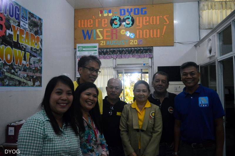 ROXAS BUILDS BOND WITH ELECTORATE