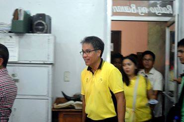 ROXAS BUILDS BOND WITH ELECTORATE