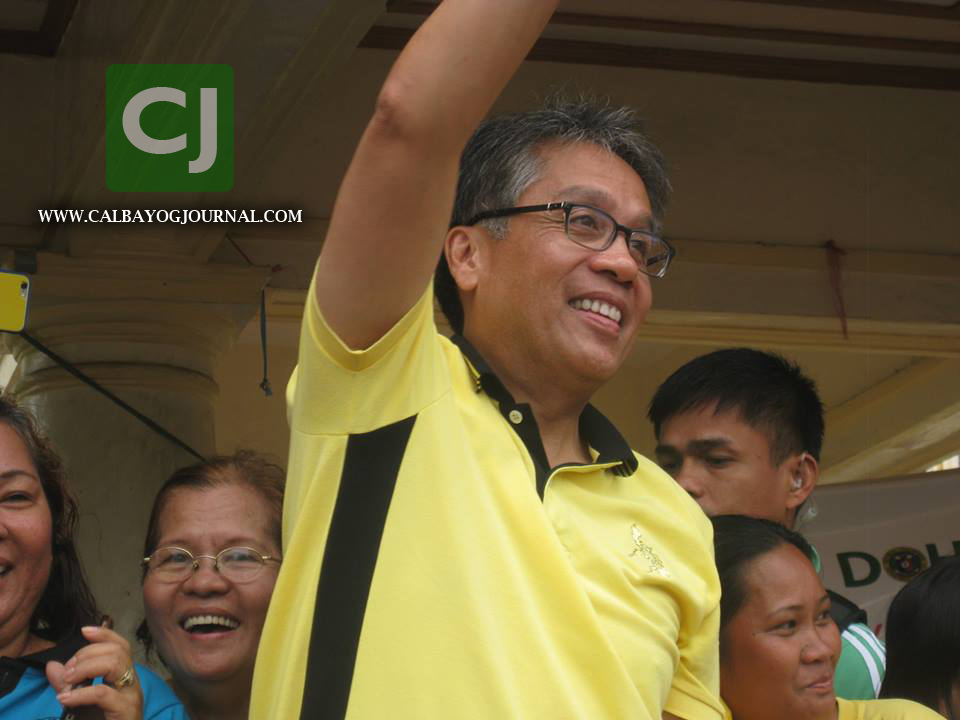 ROXAS BUILDS BOND WITH ELECTORATE