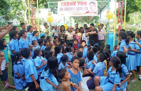 MAYOR AQUINO INAUGURATES TWO COMPLETED INFRASTRUCTURE FACILITIES