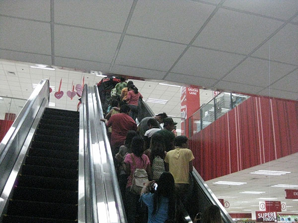 SUPER METRO CALBAYOG OPENING: A GRAND CELEBRATION