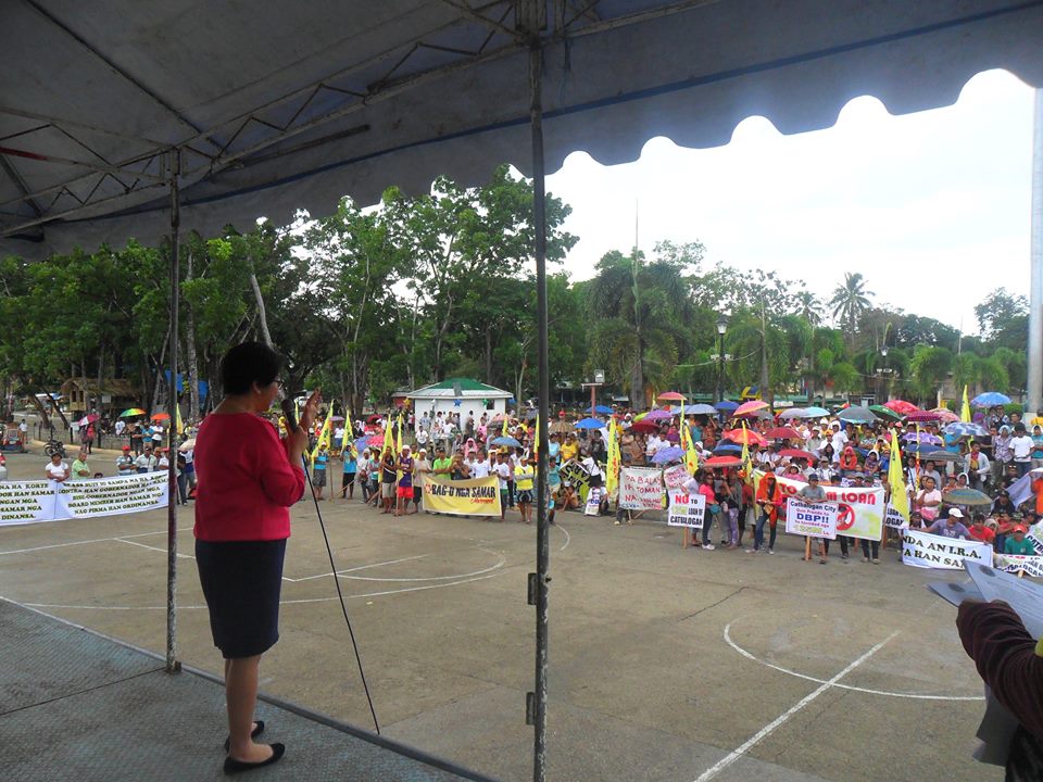 CATB. COP :  NO-TO-PHP800M-LOAN-COALITION ASSEMBLY AT PROVINCIAL CAPITOL, VERY PEACEFUL!