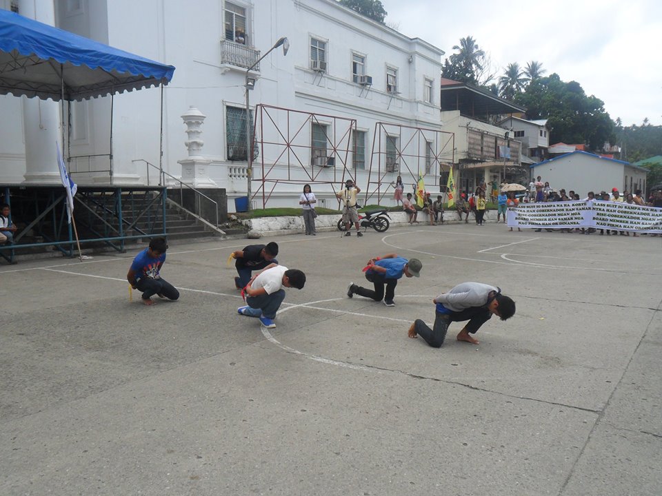 CATB. COP :  NO-TO-PHP800M-LOAN-COALITION ASSEMBLY AT PROVINCIAL CAPITOL, VERY PEACEFUL!
