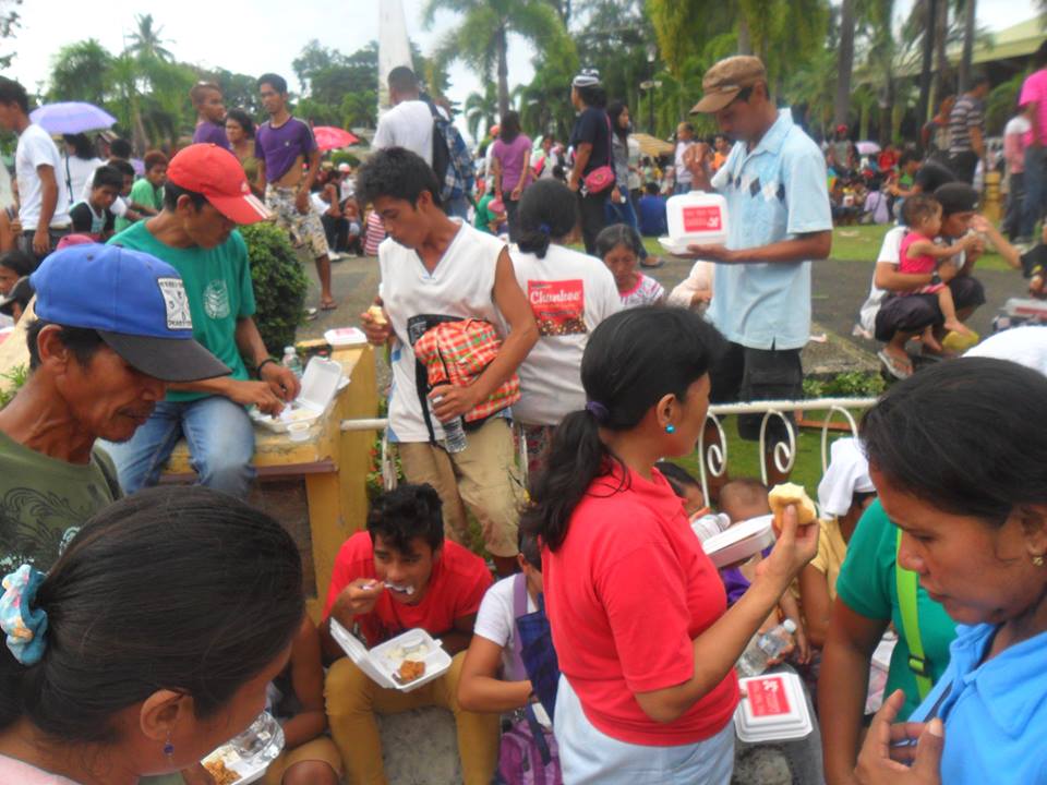 CATB. COP :  NO-TO-PHP800M-LOAN-COALITION ASSEMBLY AT PROVINCIAL CAPITOL, VERY PEACEFUL!