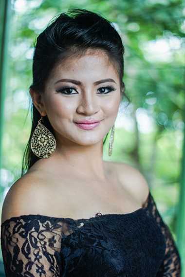FIRST SEARCH FOR MISS STA. MARGARITA LAUNCHEDThirteen Candidates Aim for the Crown
