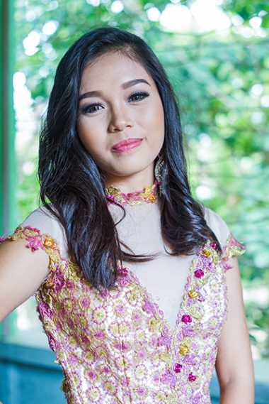 FIRST SEARCH FOR MISS STA. MARGARITA LAUNCHEDThirteen Candidates Aim for the Crown