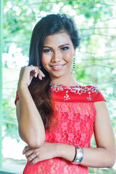 FIRST SEARCH FOR MISS STA. MARGARITA LAUNCHEDThirteen Candidates Aim for the Crown