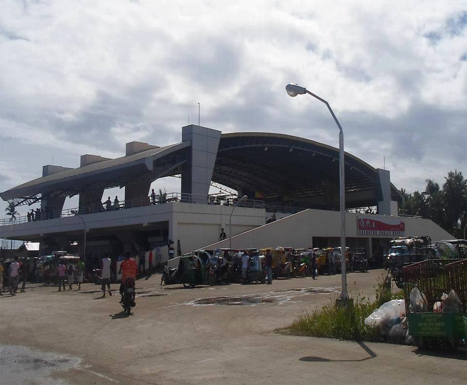 VENDORS TO CLEAR SIDEWALKS BEFORE HOLY WEEK BEGINS