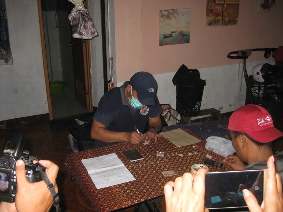 LEVEL 2 HVT IN ILLEGAL DRUGS TRADE KILLED DURING SEARCH OPERATIONS