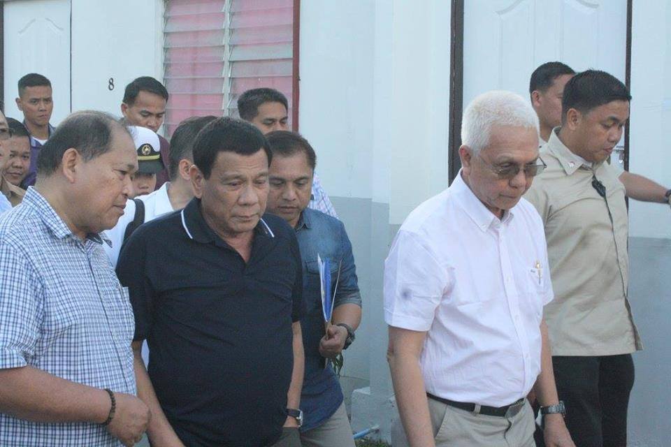 PRRD: OFFICIALS LIABLE FOR YOLANDA FOUL-UP WILL BE CRUCIFIED