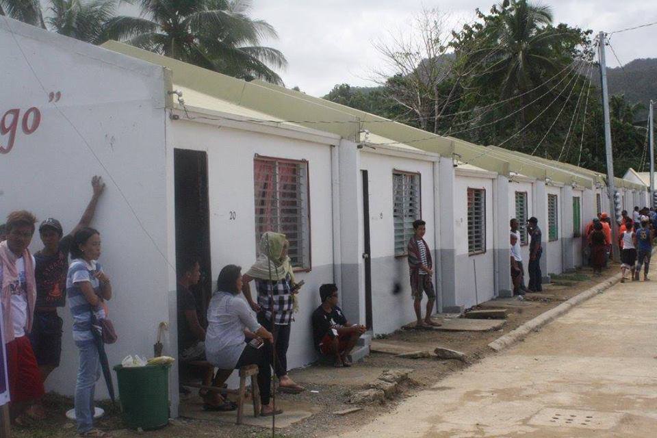 PRRD: OFFICIALS LIABLE FOR YOLANDA FOUL-UP WILL BE CRUCIFIED