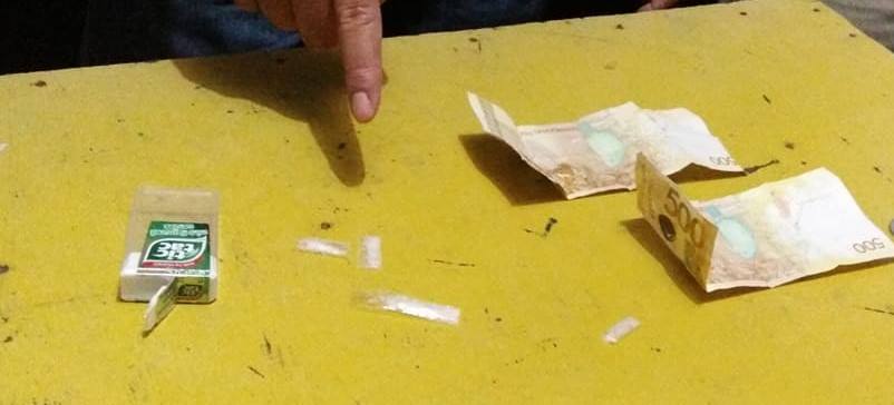 POLICE ANTI-DRUGS OPERATIVES BAG ALLEGED PUSHER