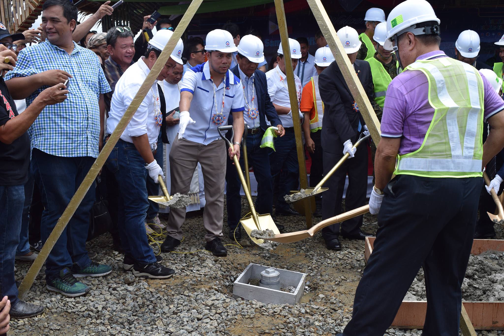 SEC. VILLAR LED GROUNDBREAKING OF THE P997.5 M SAMAR PACIFIC COASTAL ROAD PROJECT